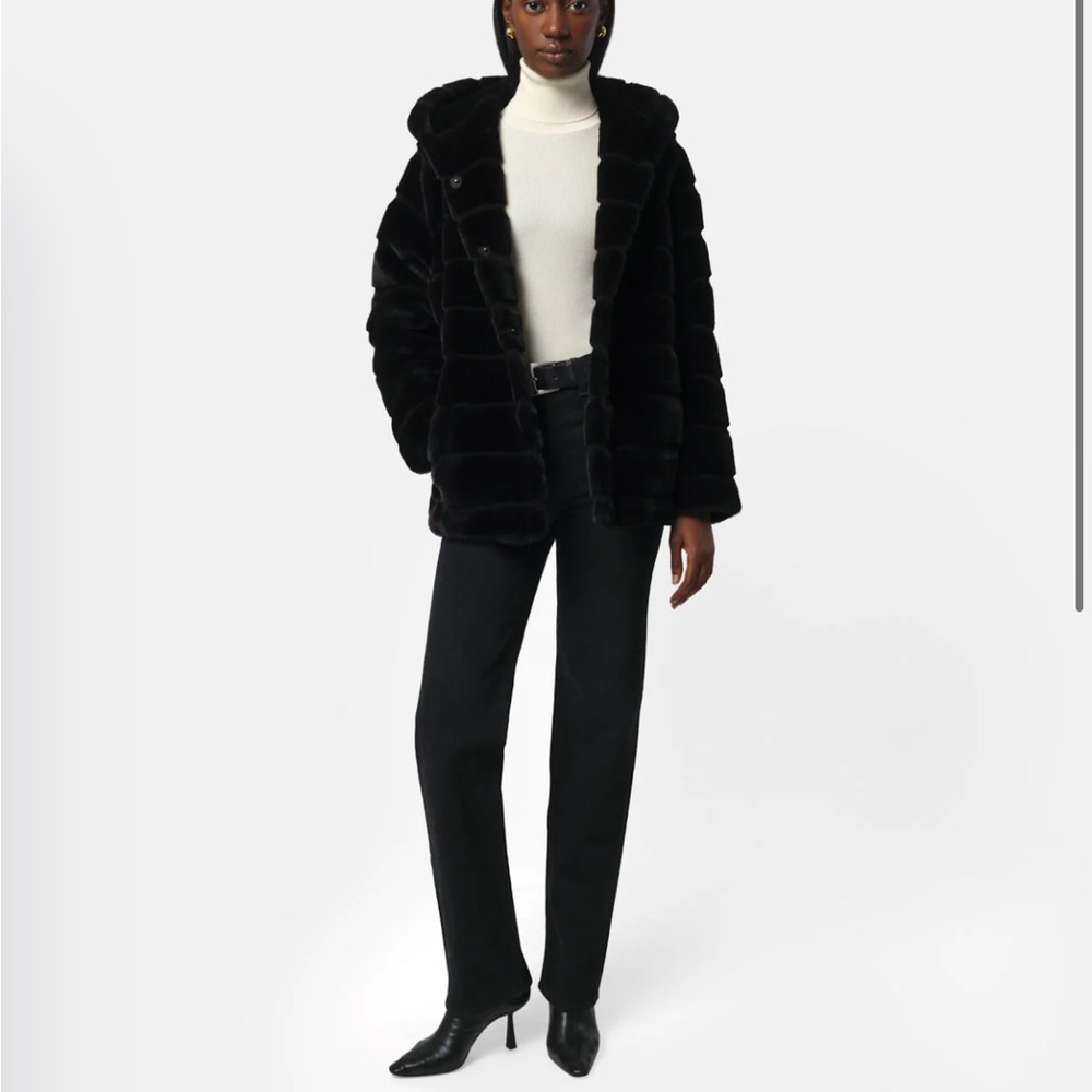 Apparis Black Goldie Coat